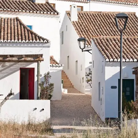 Aldeia Da Pedralva Hotel 3*